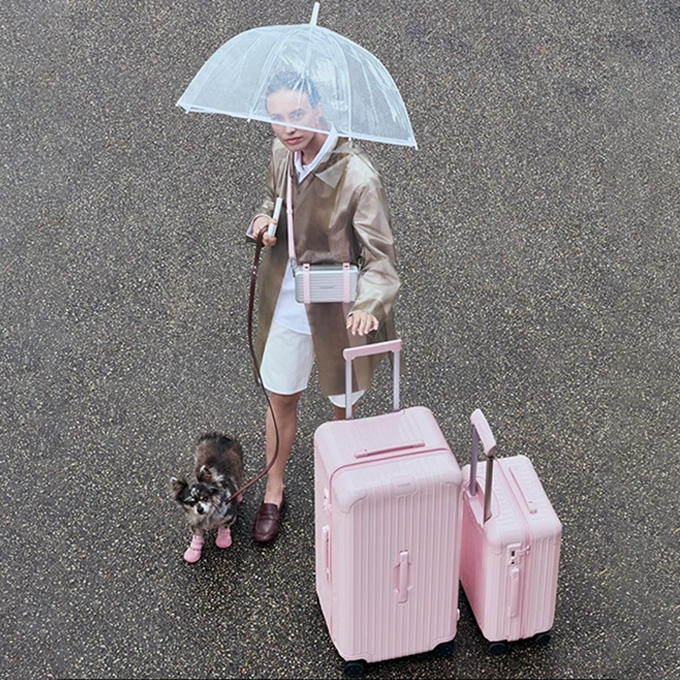 rimowa essential glossy pink polycarbonate suitcase